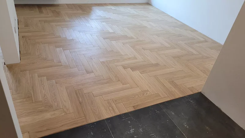 Parkiet Dąb LITY LAKIEROWANY